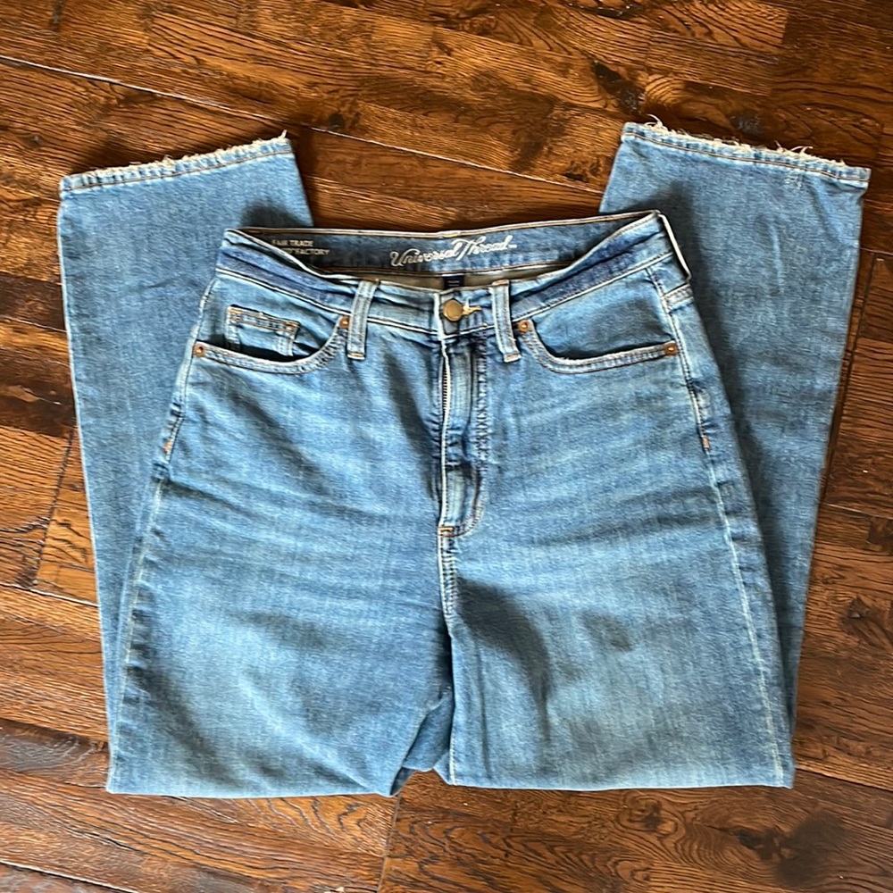 Universal Thread Size 6/28R Jeans, Loose Fit, Vintage Straight Leg